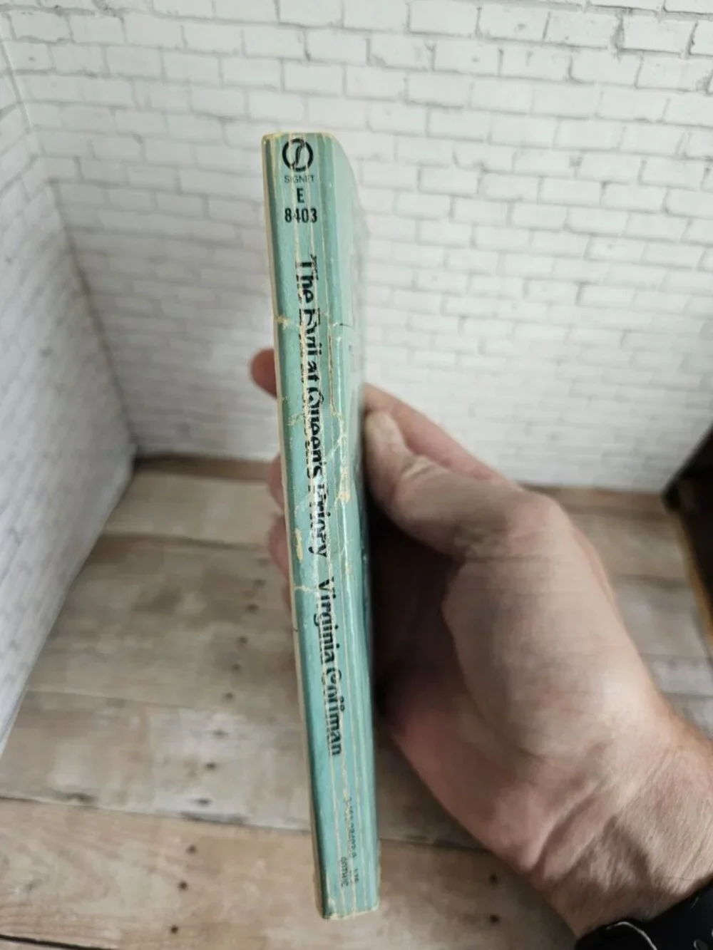 Virginia Coffman Evil at Queen's Priory 1978 Signet Gothic Paperback